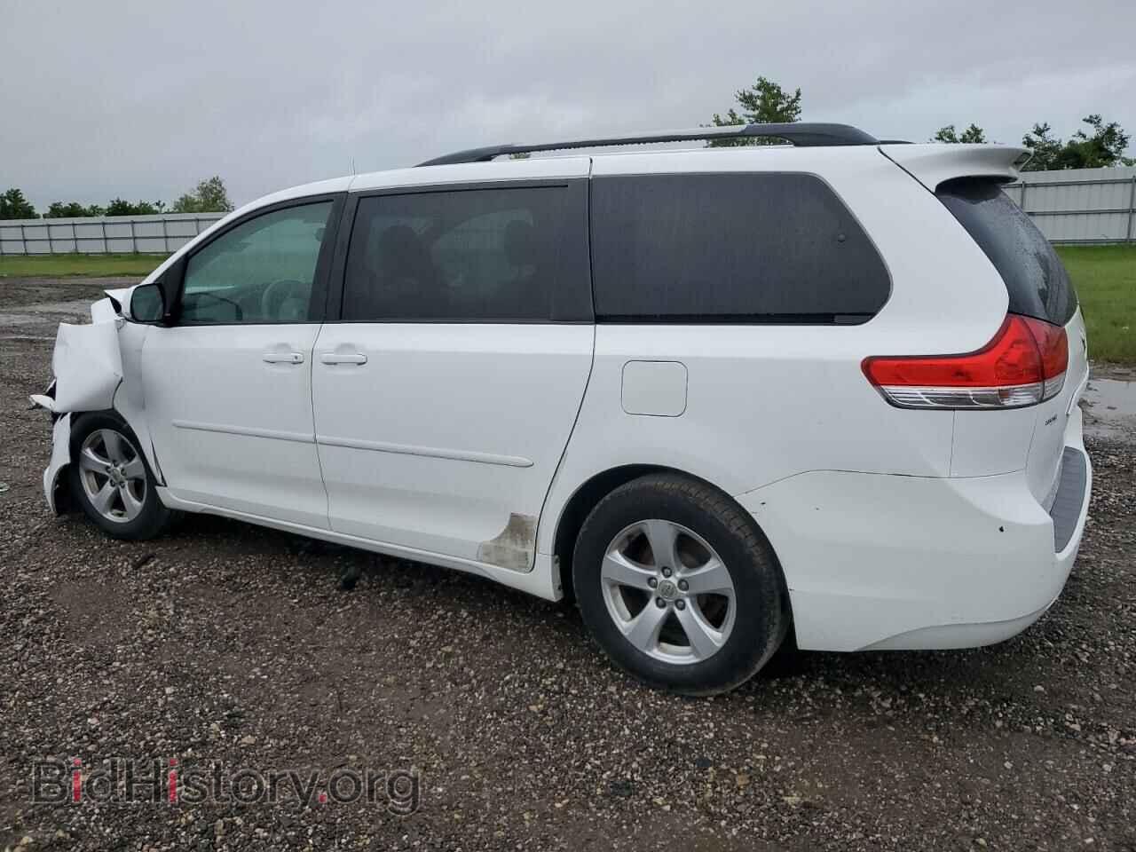 2011 TOYOTA All Models - VIN: 5TDKK3DCXBS155017 - Фото 2