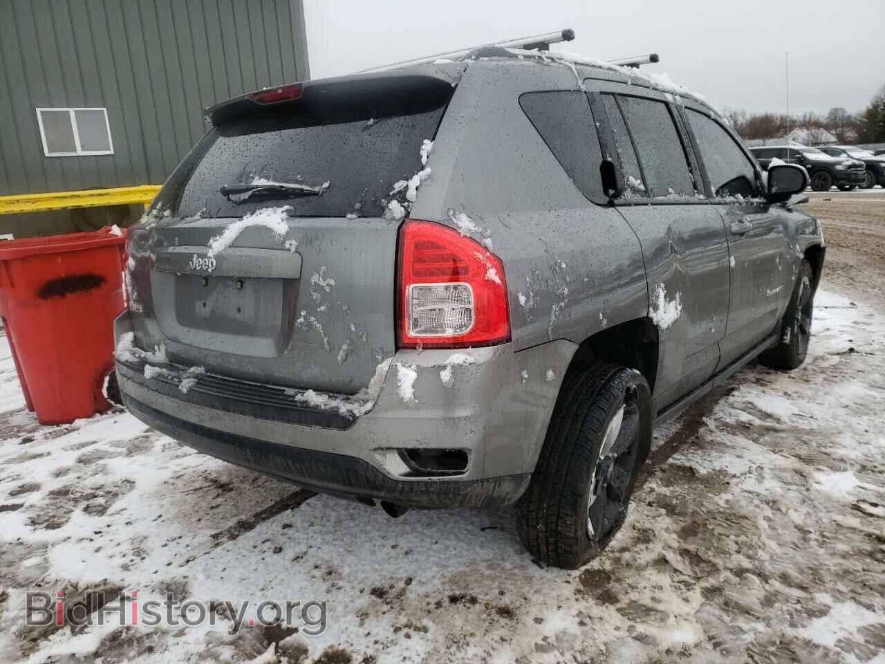 2012 JEEP COMPASS - VIN: 1C4NJDBB6CD562488 - Photo 4