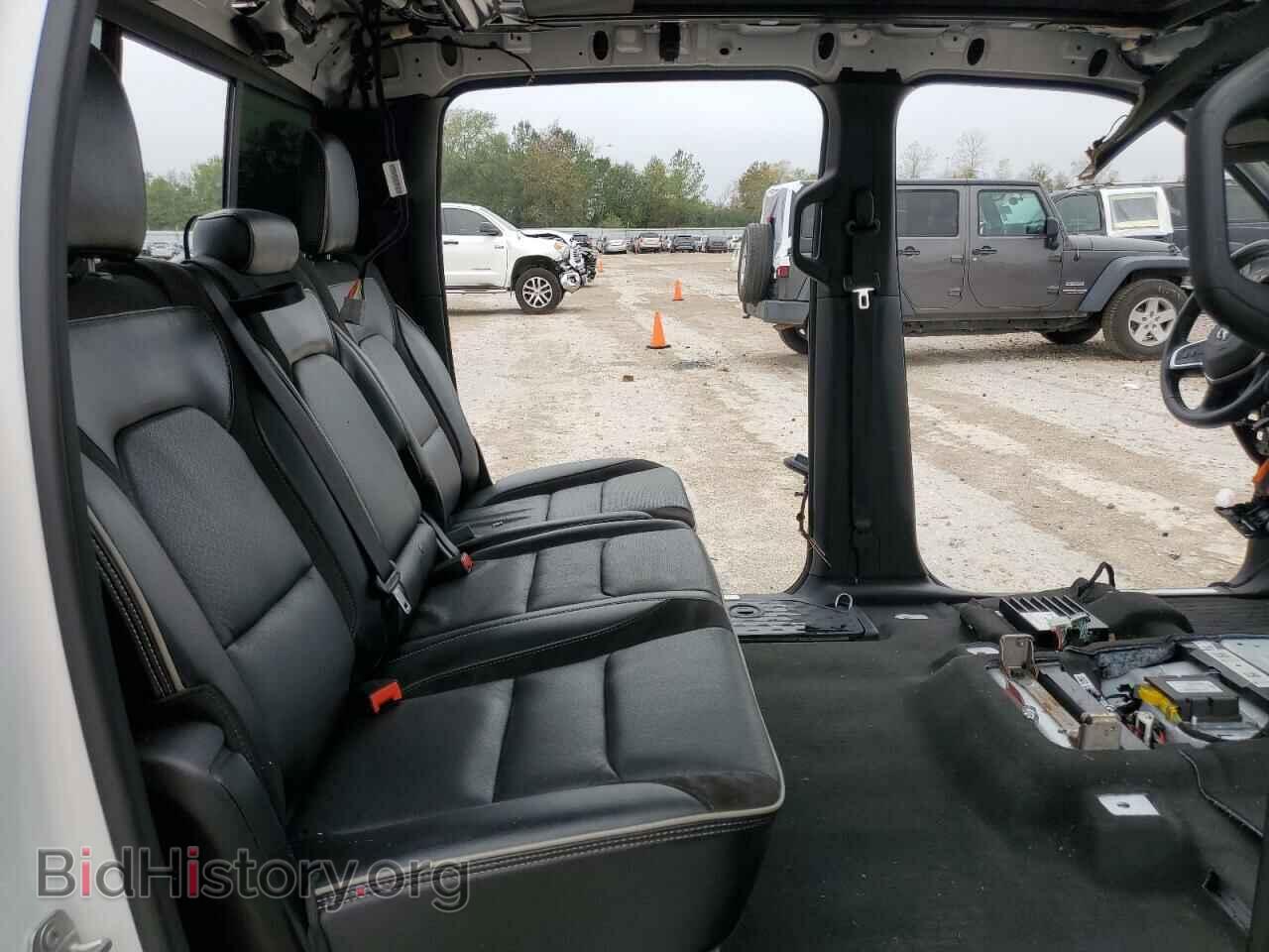 2021 RAM 1500 - VIN: 1C6SRFJT3MN525533 - Photo 10