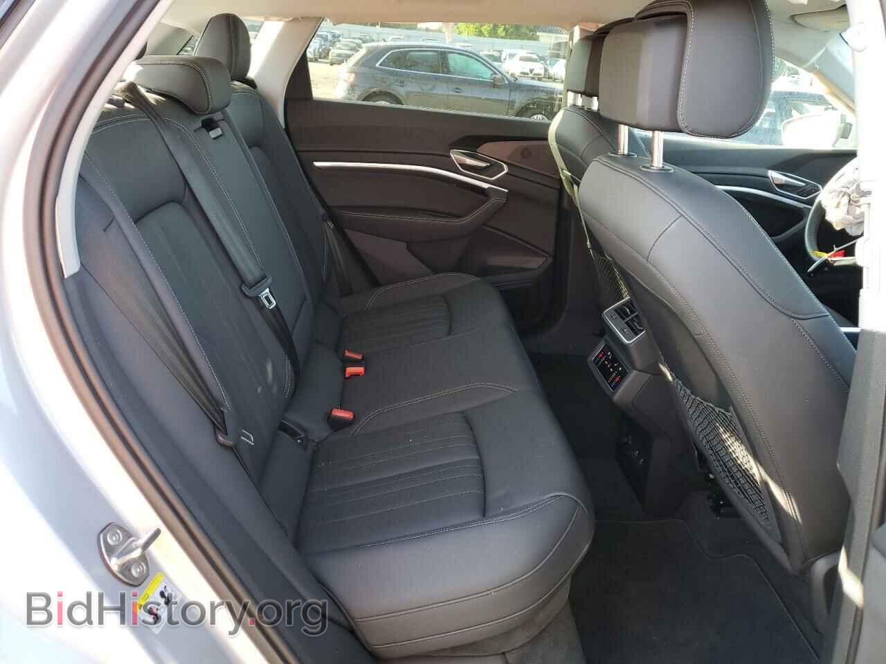 2022 AUDI E-TRON - VIN: WA1AAAGE8NB031754 - Photo 10