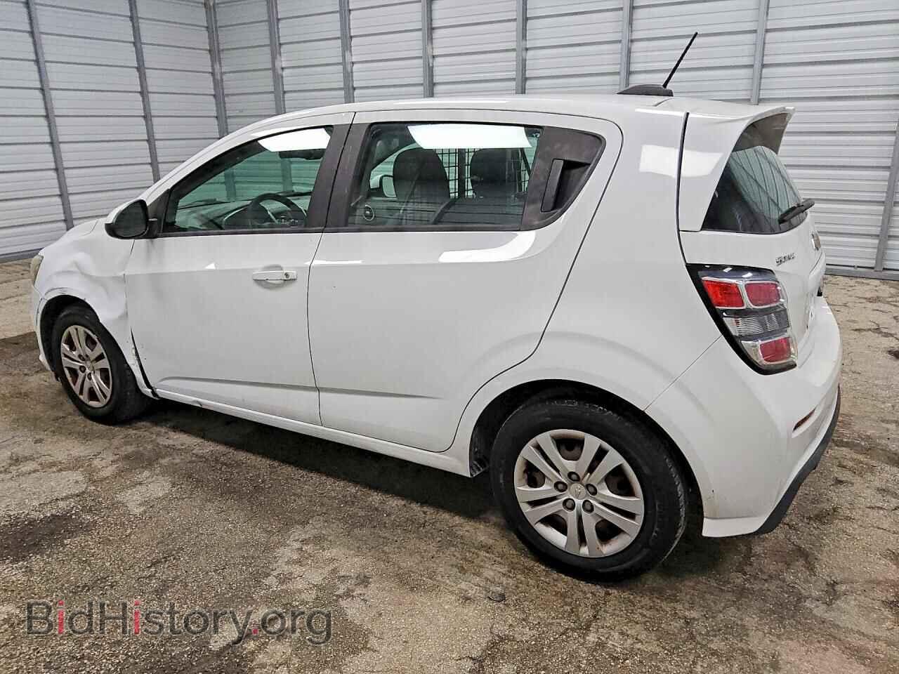 2018 CHEVROLET SONIC - VIN: 1G1JG6SH9J4133526 - Фото 2
