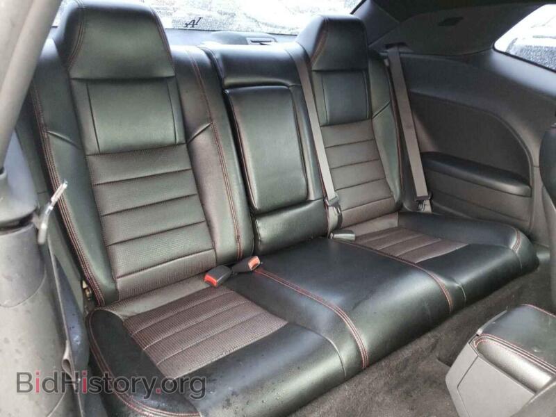 2014 Dodge CHALLENGER (VIN 2C3CDYBTXEH257584) — photo 6 of 10