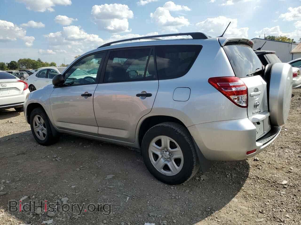 2011 TOYOTA RAV4 - VIN: 2T3BF4DV9BW127381 - Фото 2