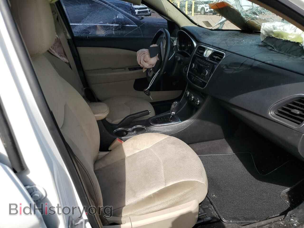 2012 CHRYSLER 200 - VIN: 1C3CCBBG7CN228518 - Фото 7