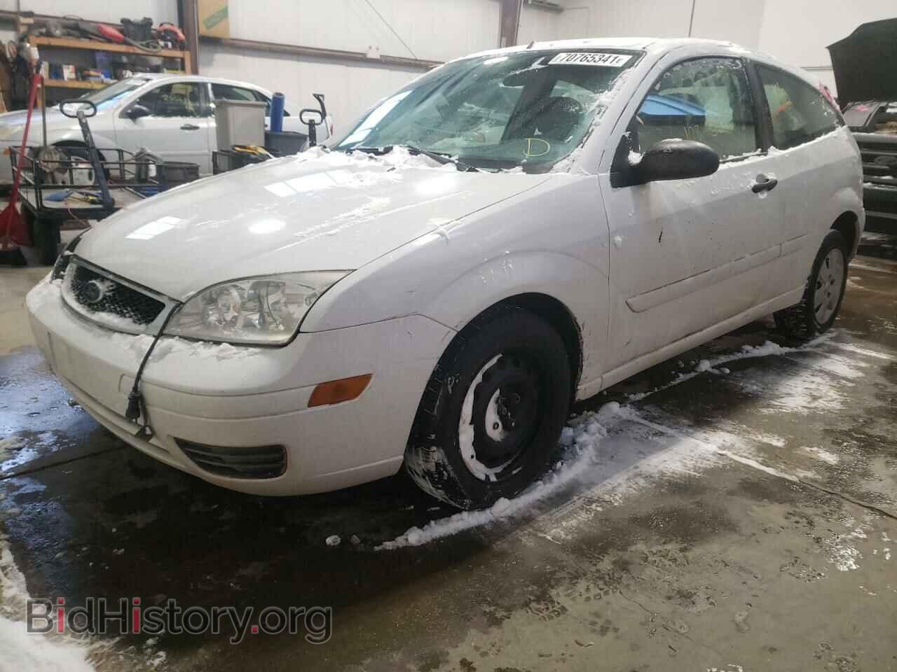 2007 FORD FOCUS - VIN: 1FAFP31N37W308908 - Фото 2