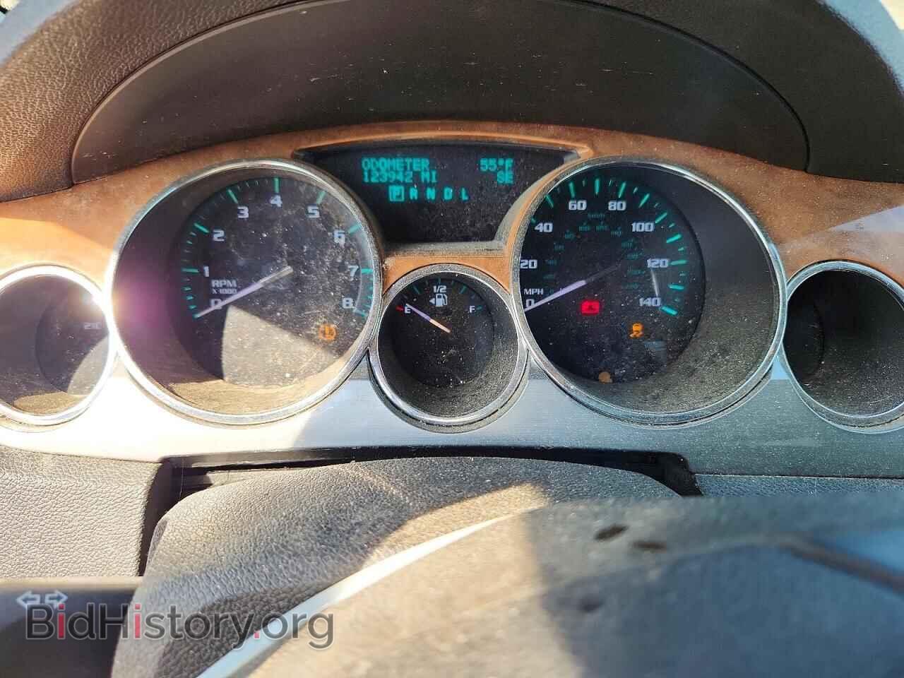 2011 BUICK ENCLAVE - VIN: 5GAKRAED3BJ300954 - Photo 9