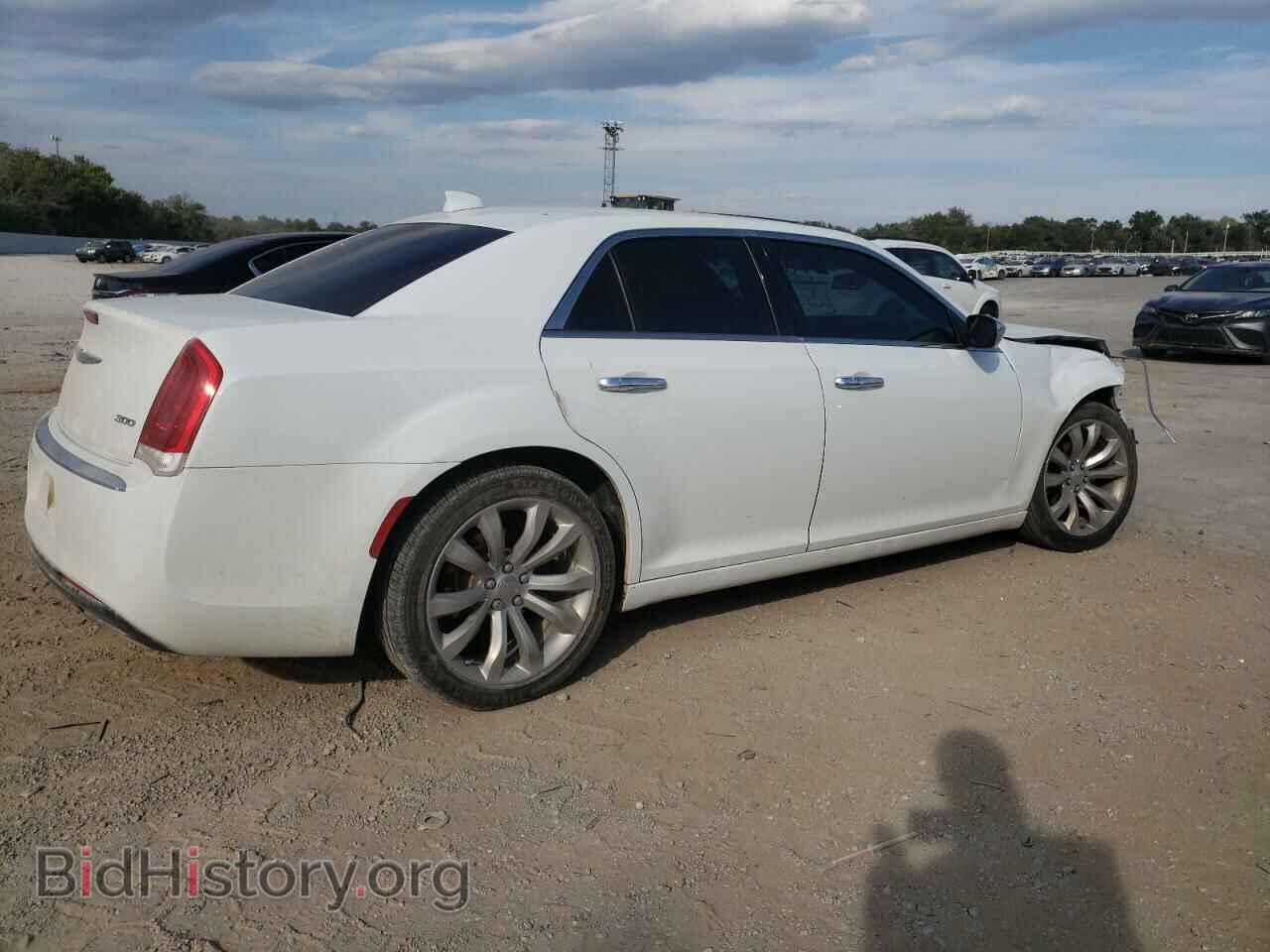 2018 CHRYSLER 300 - VIN: 2C3CCAEG3JH140271 - Фото 3