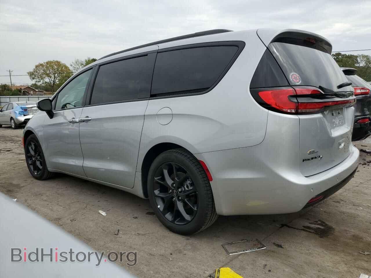 2023 CHRYSLER PACIFICA - VIN: 2C4RC1BG2PR628480 - Photo 2