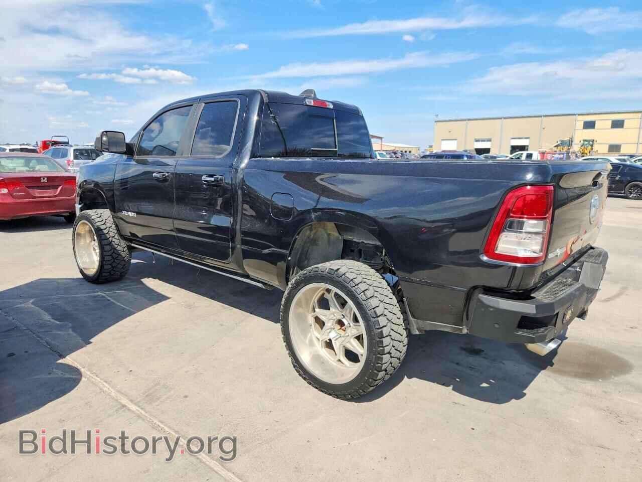 2019 RAM 1500 - VIN: 1C6SRFBTXKN656597 - Photo 2