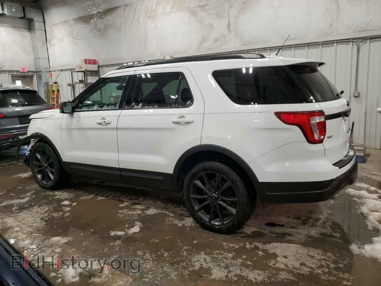 2018 FORD EXPLORER - VIN: 1FM5K8D85JGB29368 - Photo 2
