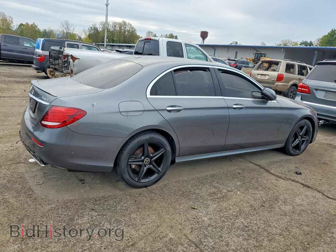 2018 MERCEDES-BENZ E-CLASS - VIN: WDDZF4KB8JA343054 - Фото 3