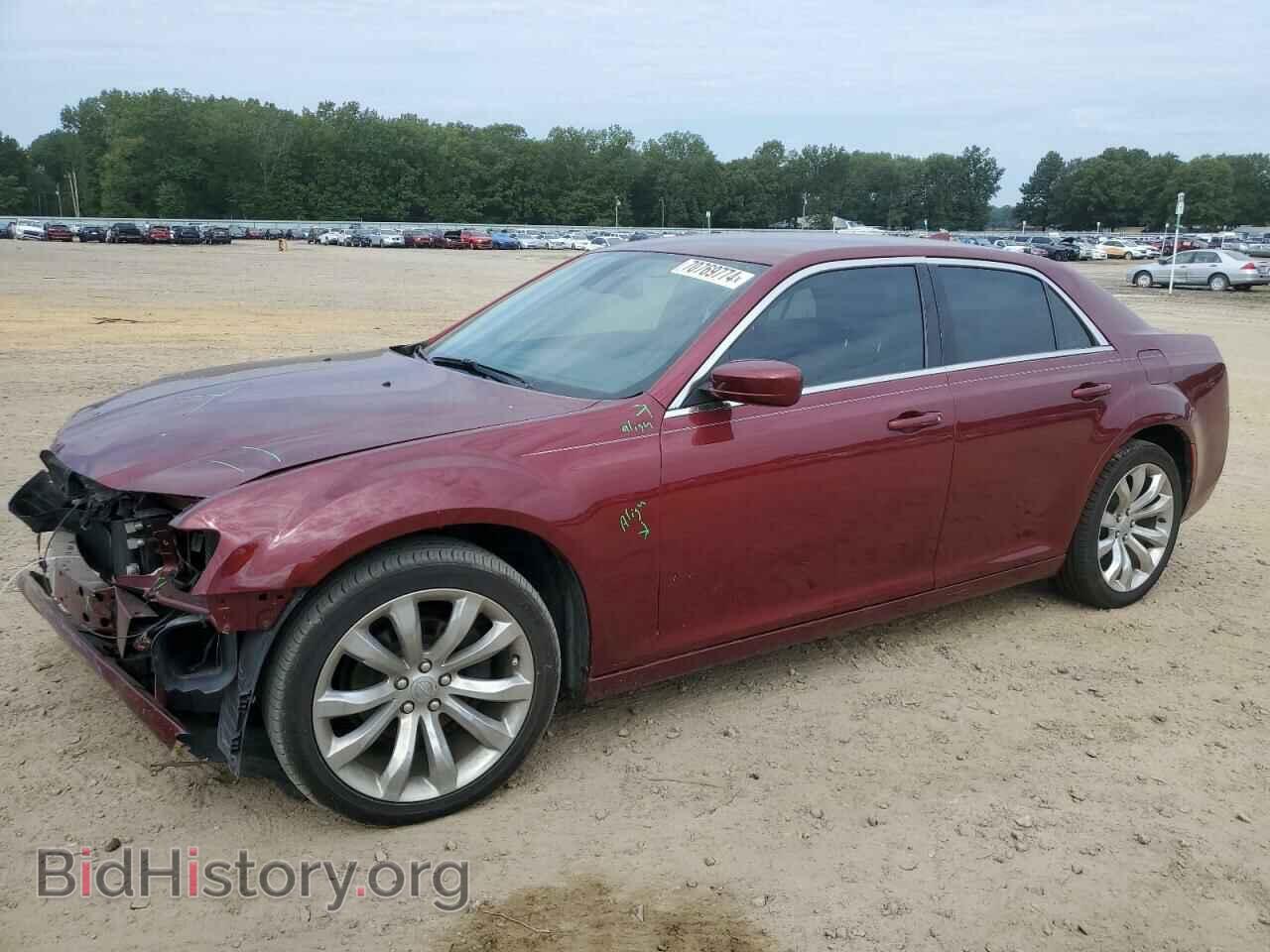 Фотография 2C3CCAAG7KH548182 - CHRYSLER 300 2019