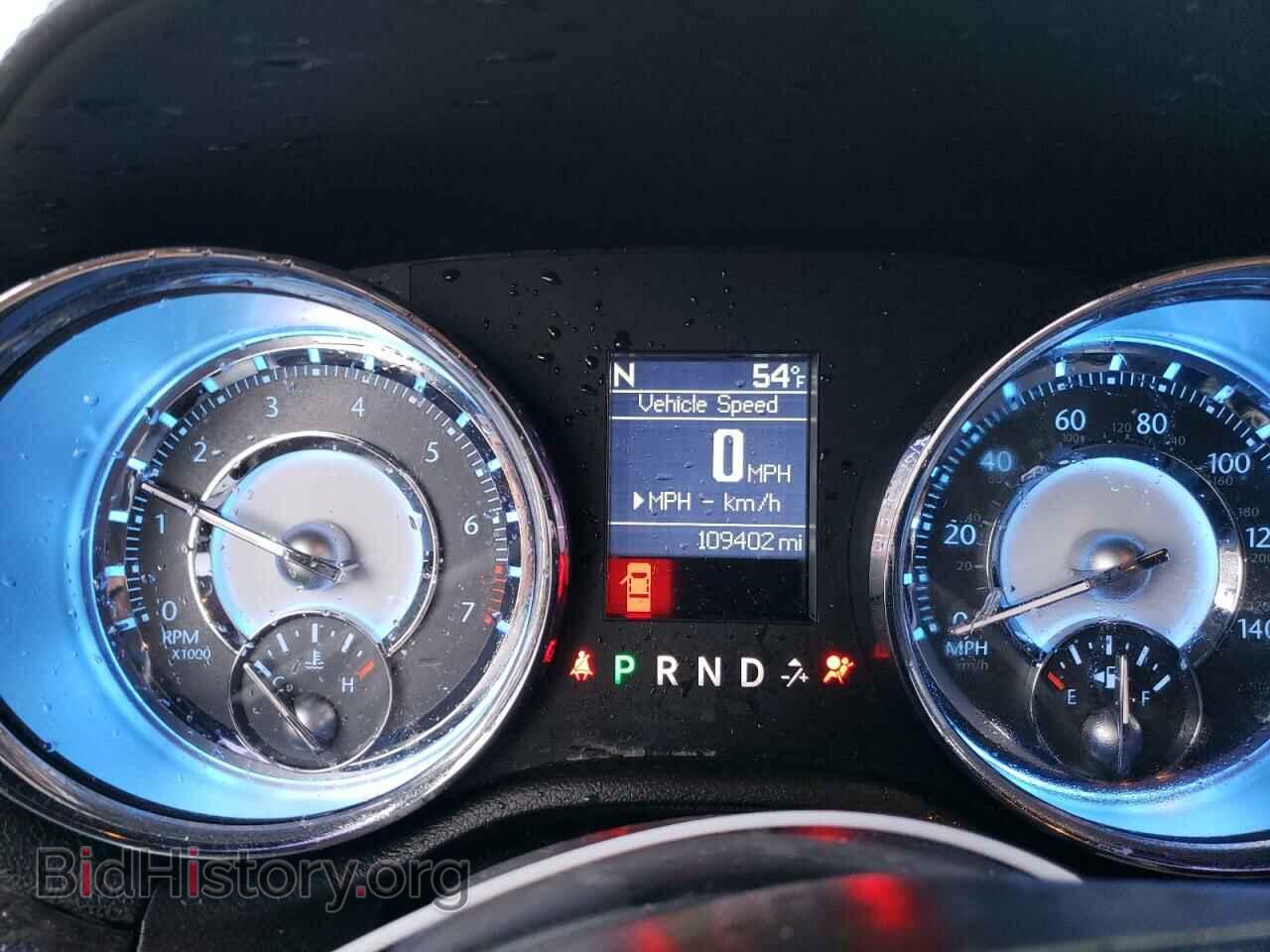 2011 CHRYSLER 300 - VIN: 2C3CA5CG1BH533090 - Фото 9