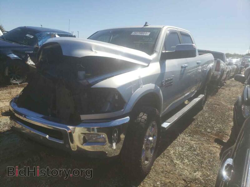 2017 RAM 2500 (VIN 3C6UR5FL5HG768237) — photo 2 of 10
