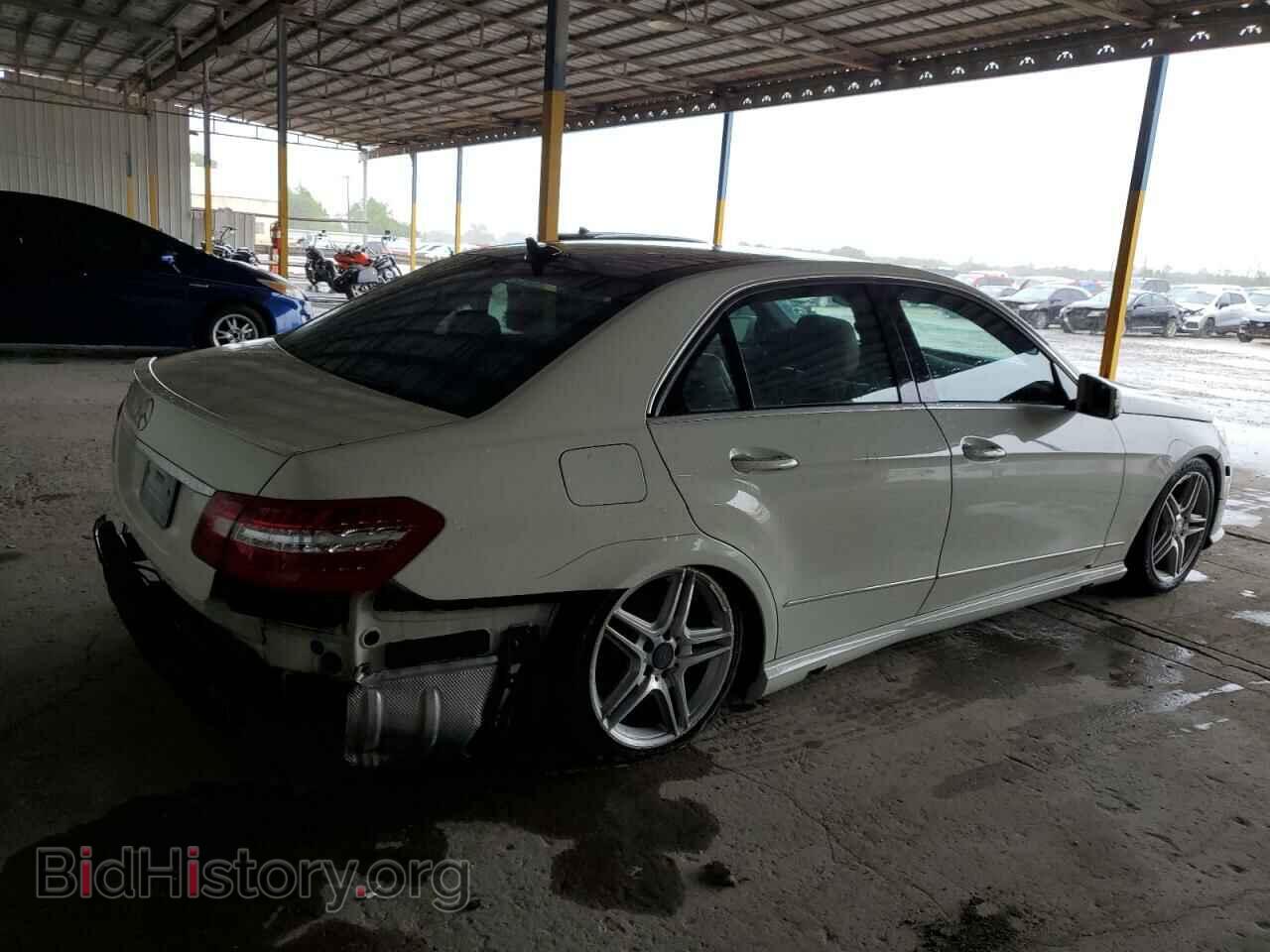 2011 MERCEDES-BENZ E-CLASS - VIN: WDDHF7CB7BA291641 - Фото 3