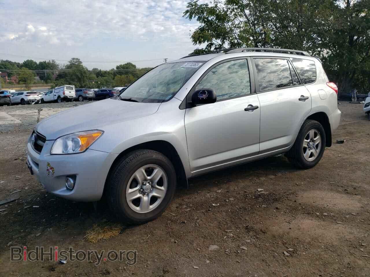Фотография JTMBF4DV3B5037814 - TOYOTA RAV4 2011