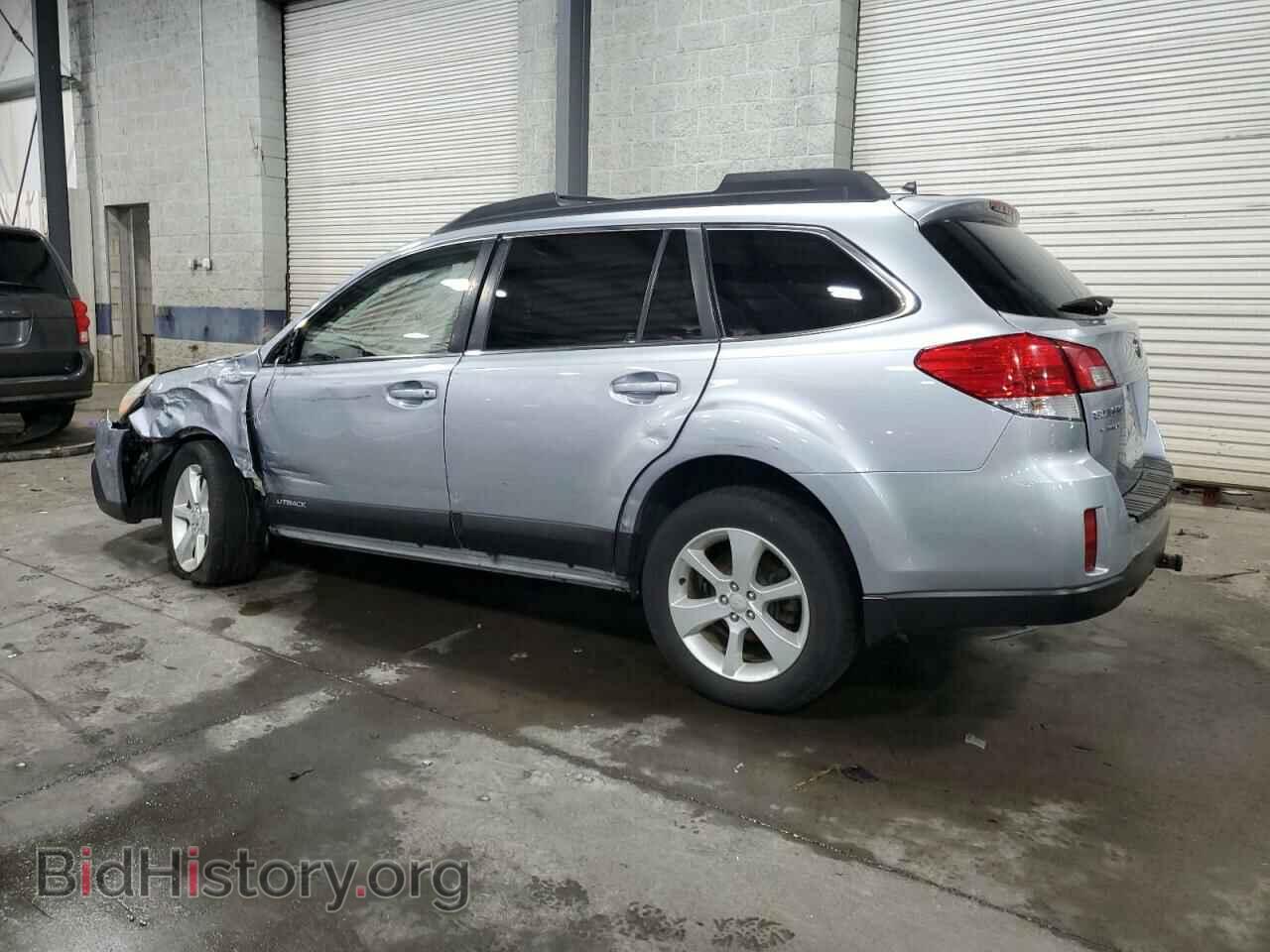 2014 SUBARU OUTBACK - VIN: 4S4BRCCC5E3241057 - Фото 2