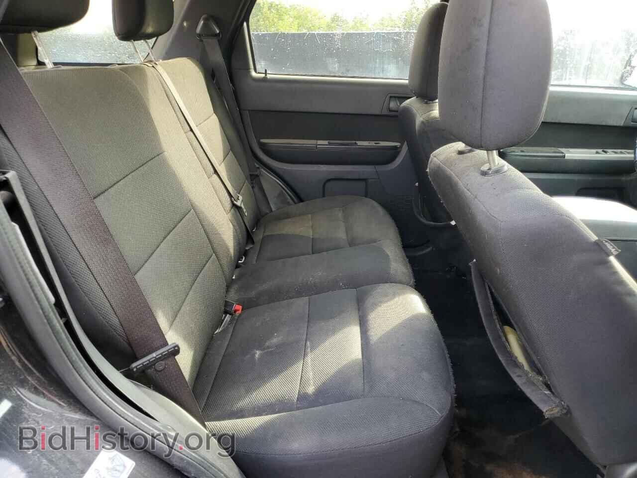 2010 FORD ESCAPE - VIN: 1FMCU0D75AKB80022 - Фото 11