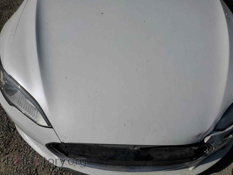 2013 Tesla MODEL S (VIN 5YJSA1DN8DFP12278) — фото 11 из 12