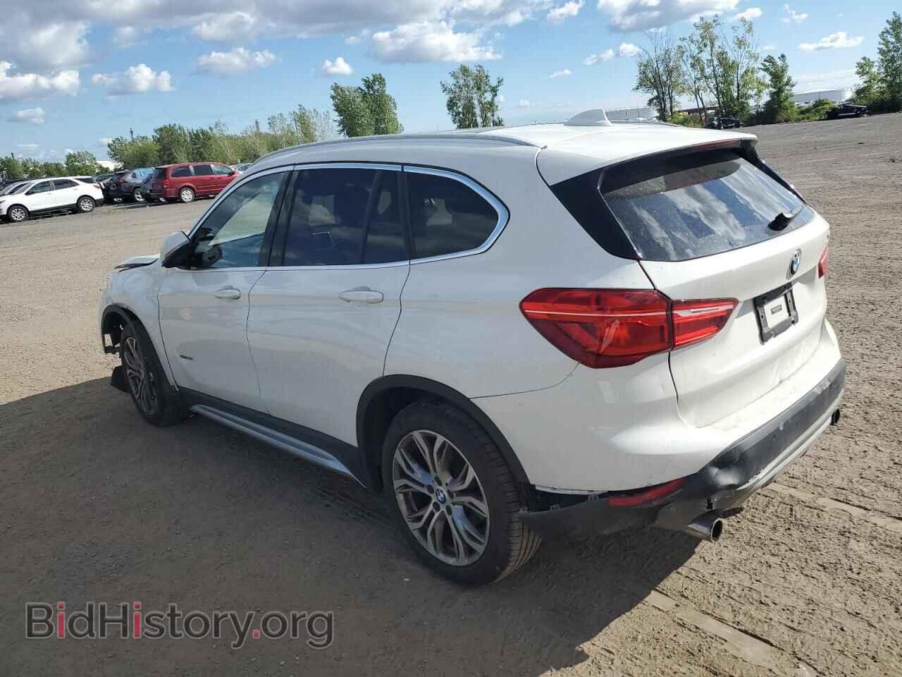 2017 BMW X1 - VIN: WBXHT3C34H5F77894 - Фото 2