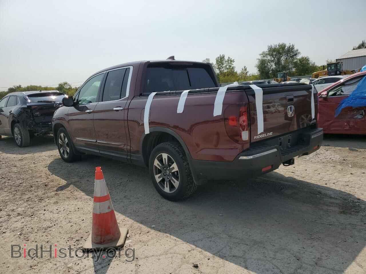 2017 HONDA RIDGELINE - VIN: 5FPYK3F7XHB026810 - Фото 2