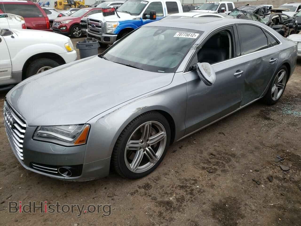 Photo WAUAVAFD2CN034595 - AUDI A8 2012