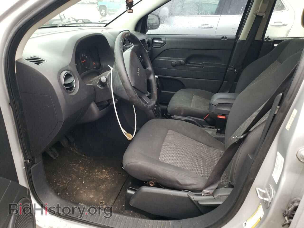 2010 JEEP COMPASS - VIN: 1J4NF1FB7AD646255 - Photo 7
