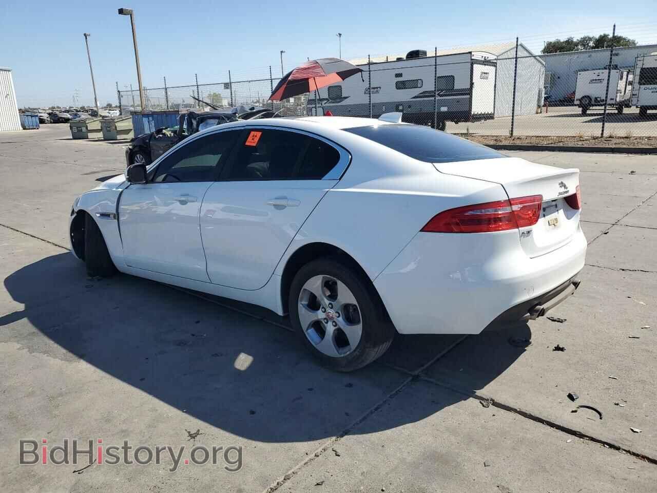 2017 JAGUAR XE - VIN: SAJAR4BG8HA951761 - Фото 2