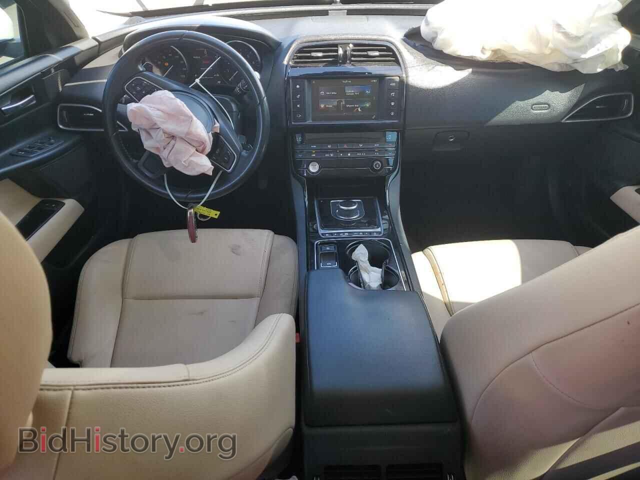 2017 JAGUAR XE - VIN: SAJAR4BG8HA951761 - Фото 8