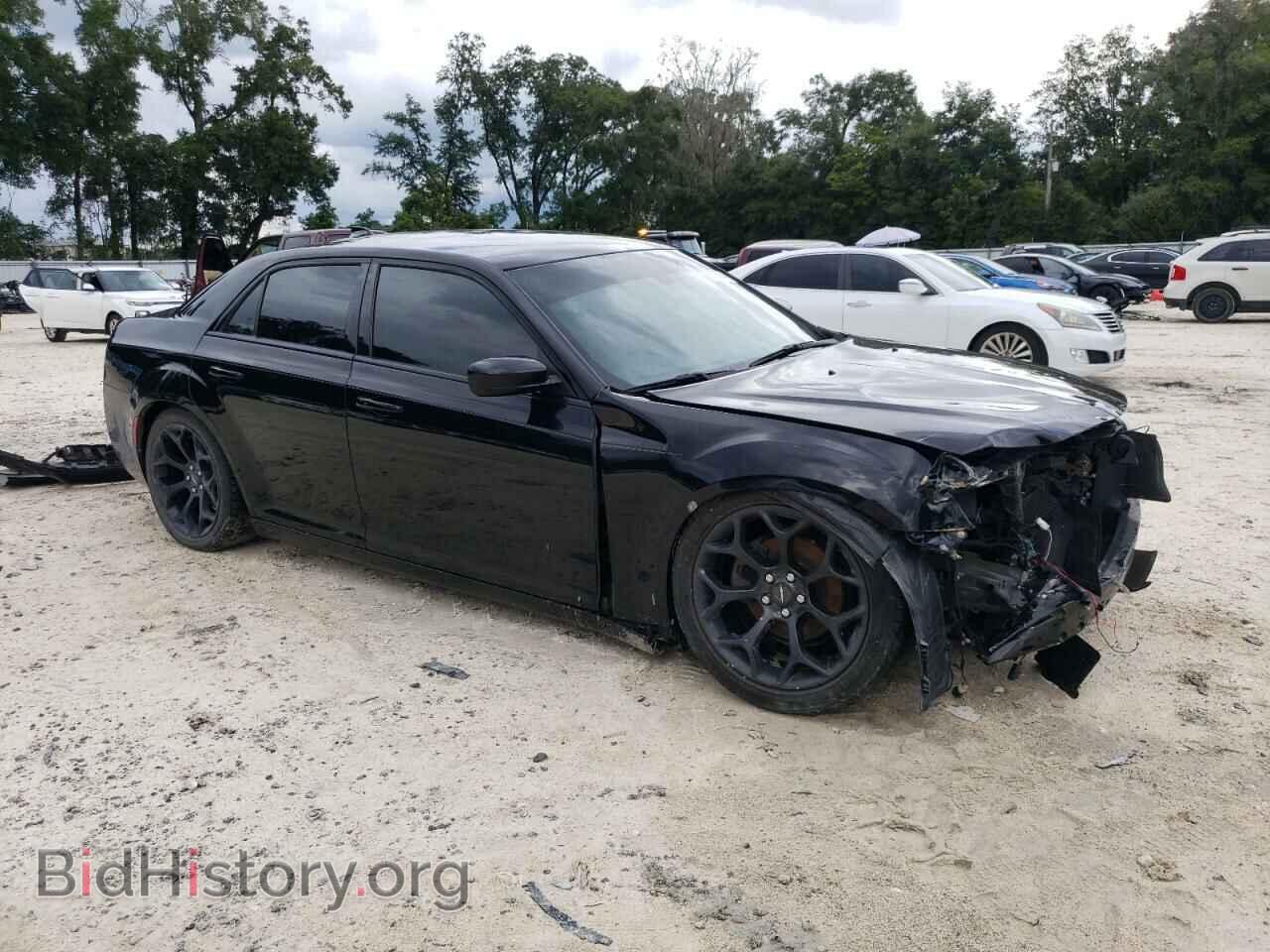 2019 CHRYSLER 300 - VIN: 2C3CCABG6KH538015 - Фото 4