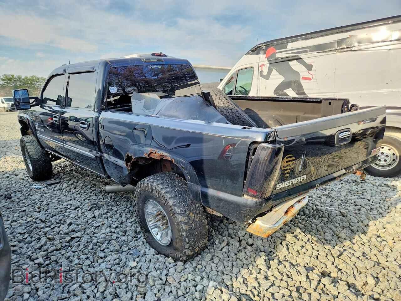 2005 GMC SIERRA - VIN: 1GTHK23255F866416 - Фото 2