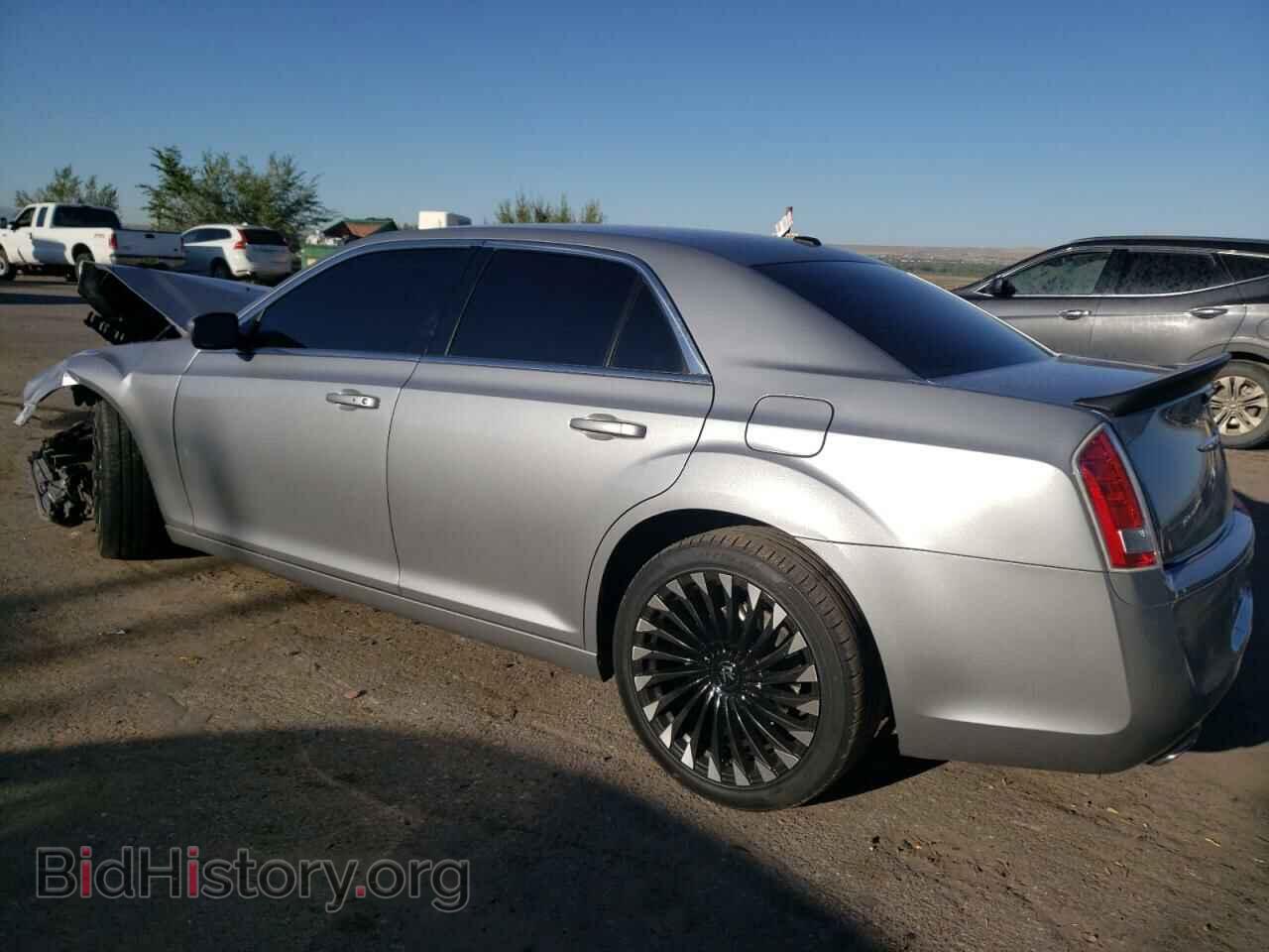 2014 CHRYSLER 300 - VIN: 2C3CCABG0EH103351 - Фото 2