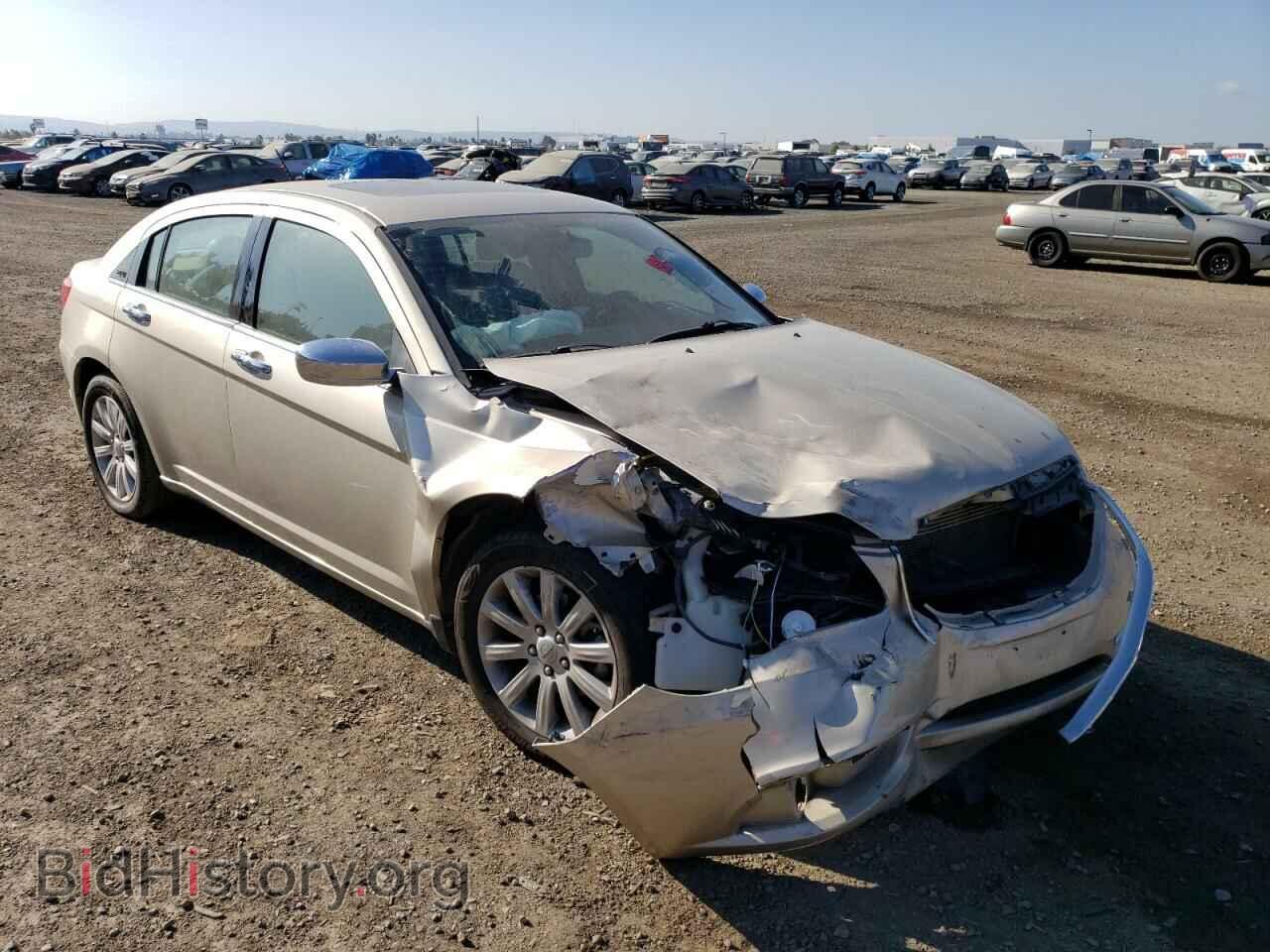 2013 CHRYSLER 200 - VIN: 1C3CCBCG5DN759829 - Фото 4
