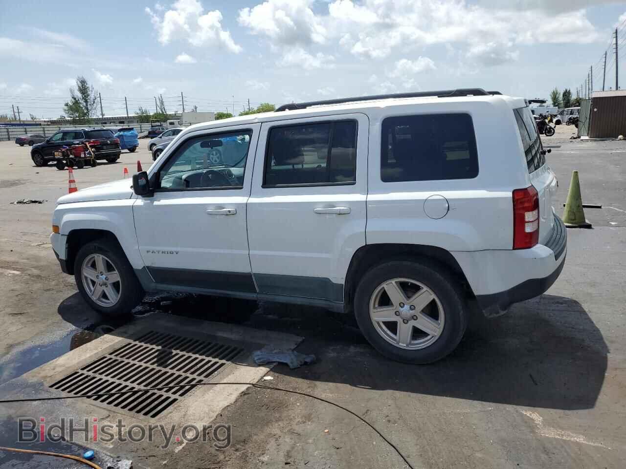 2011 JEEP PATRIOT - VIN: 1J4NT1GA3BD262845 - Фото 2