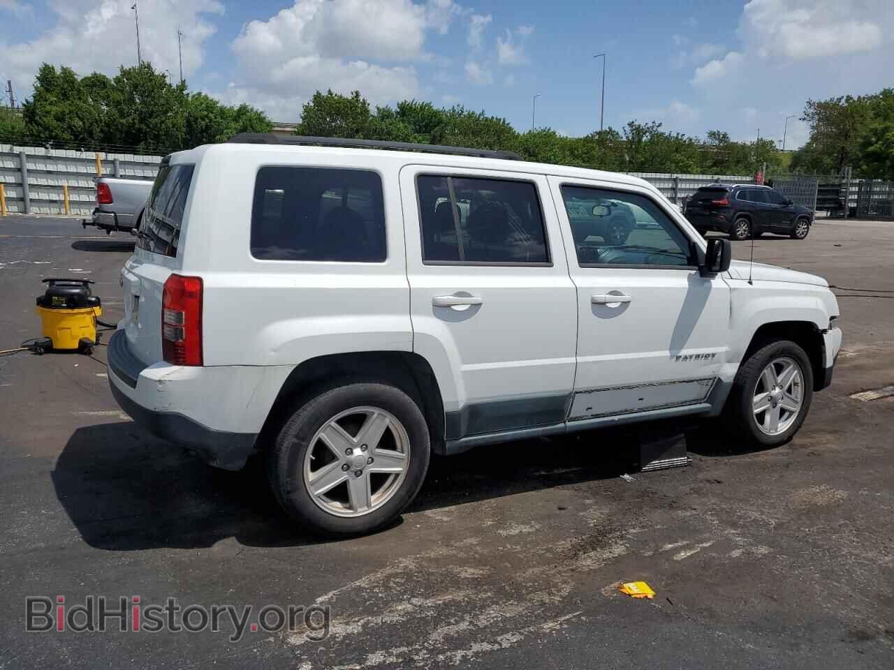 2011 JEEP PATRIOT - VIN: 1J4NT1GA3BD262845 - Фото 3