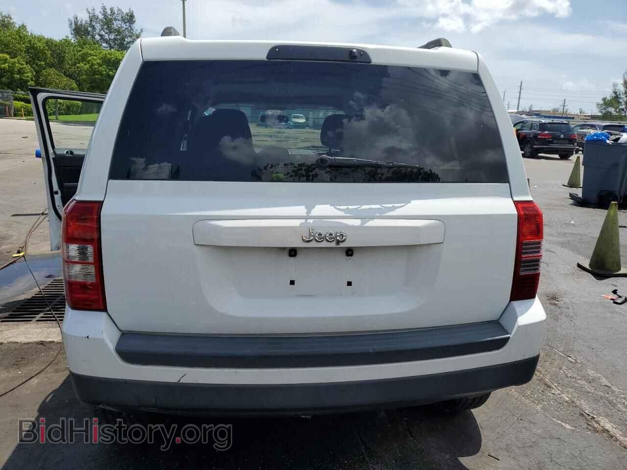 2011 JEEP PATRIOT - VIN: 1J4NT1GA3BD262845 - Фото 6