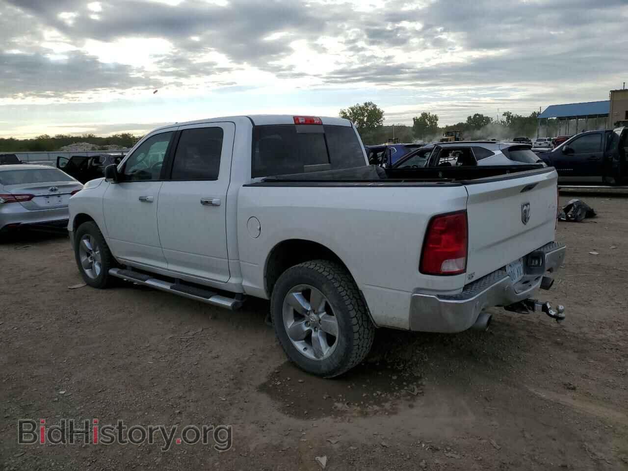 2016 RAM 1500 - VIN: 3C6RR7LT9GG201985 - Фото 2