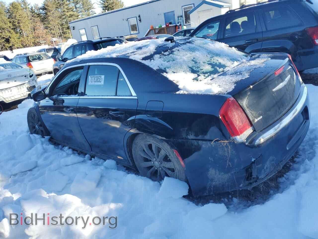 2016 CHRYSLER 300 - VIN: 2C3CCARG7GH208896 - Фото 2