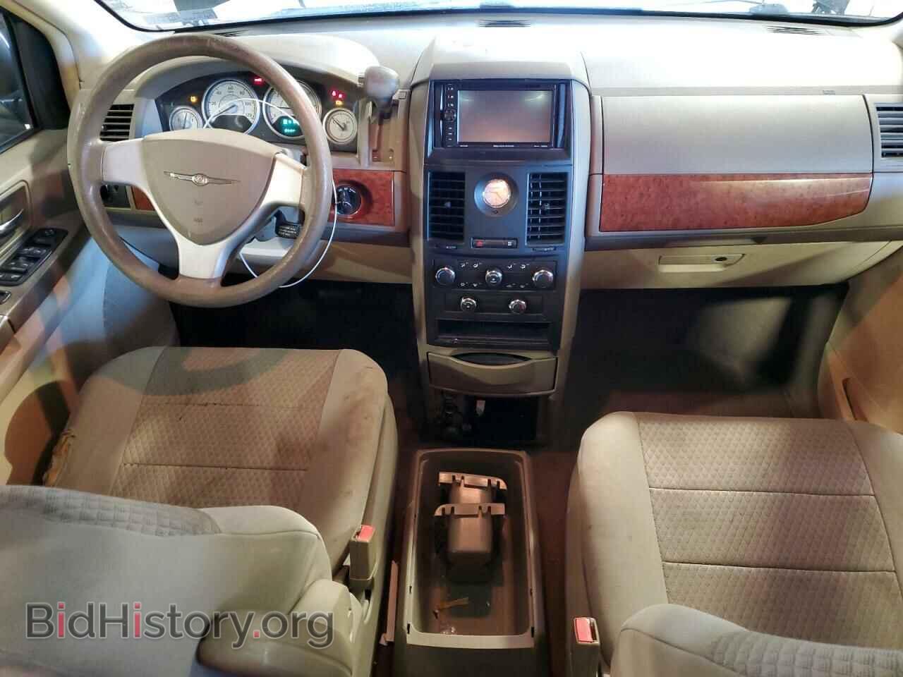 2008 CHRYSLER MINIVAN - VIN: 2A8HR44H28R652905 - Фото 8