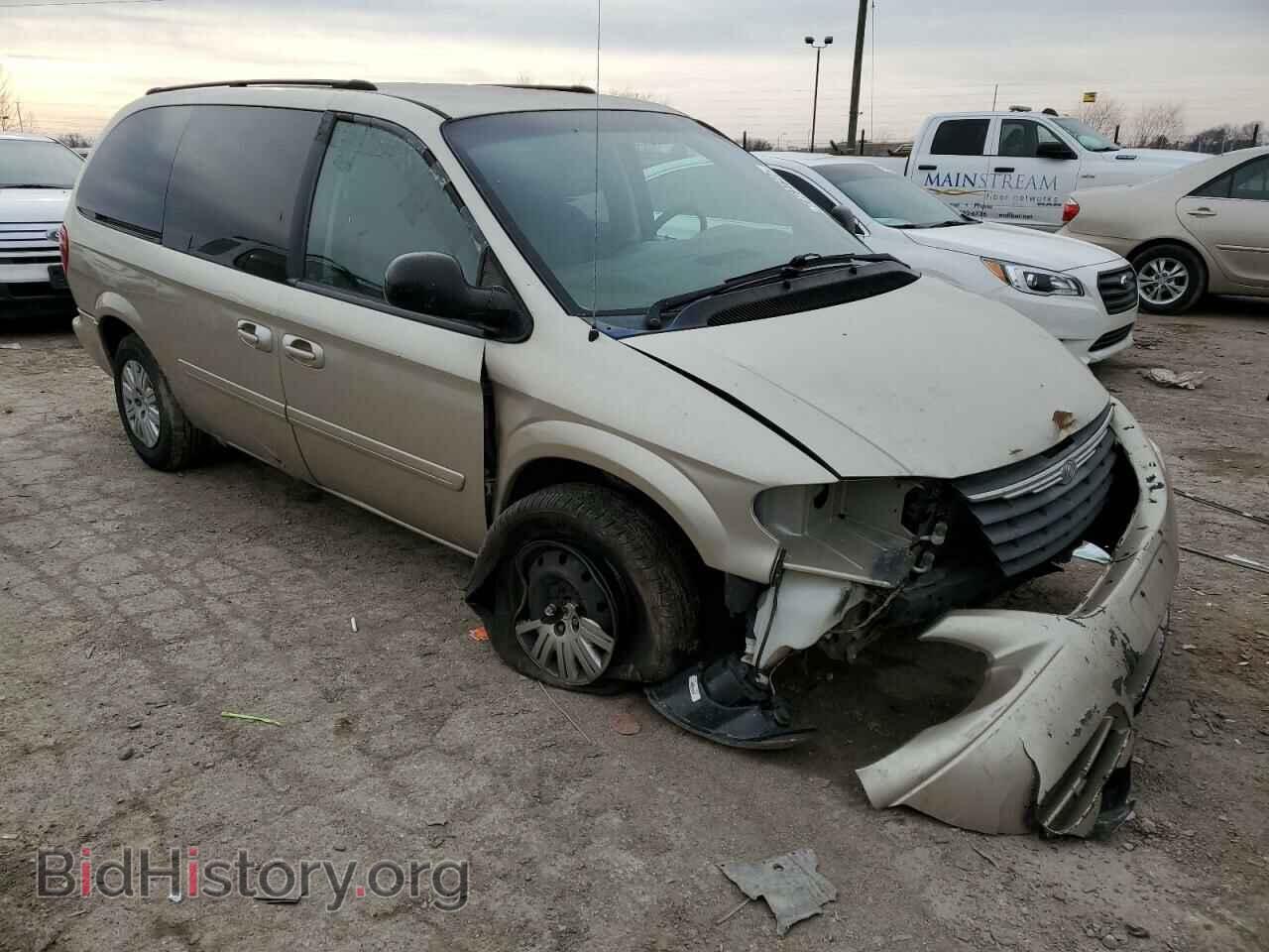 2006 CHRYSLER MINIVAN - VIN: 2A4GP44R26R665940 - Фото 4