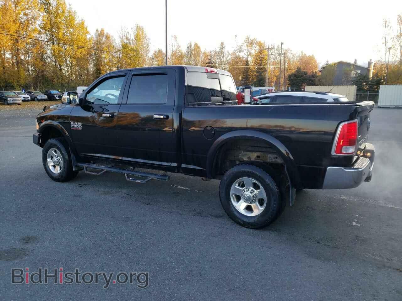 2015 RAM 2500 - VIN: 3C6TR5FJ5FG562729 - Фото 2