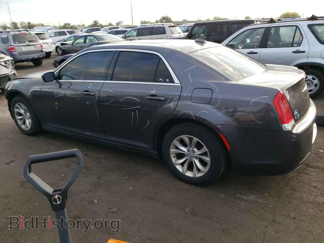 2015 CHRYSLER 300 - VIN: 2C3CCAAG4FH932040 - Фото 2