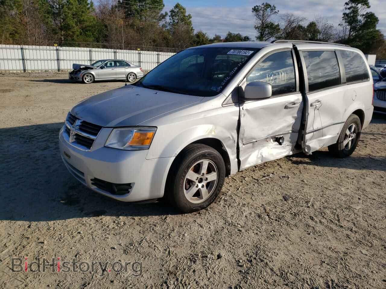 Photo 2D4RN5D1XAR458552 - DODGE CARAVAN 2010