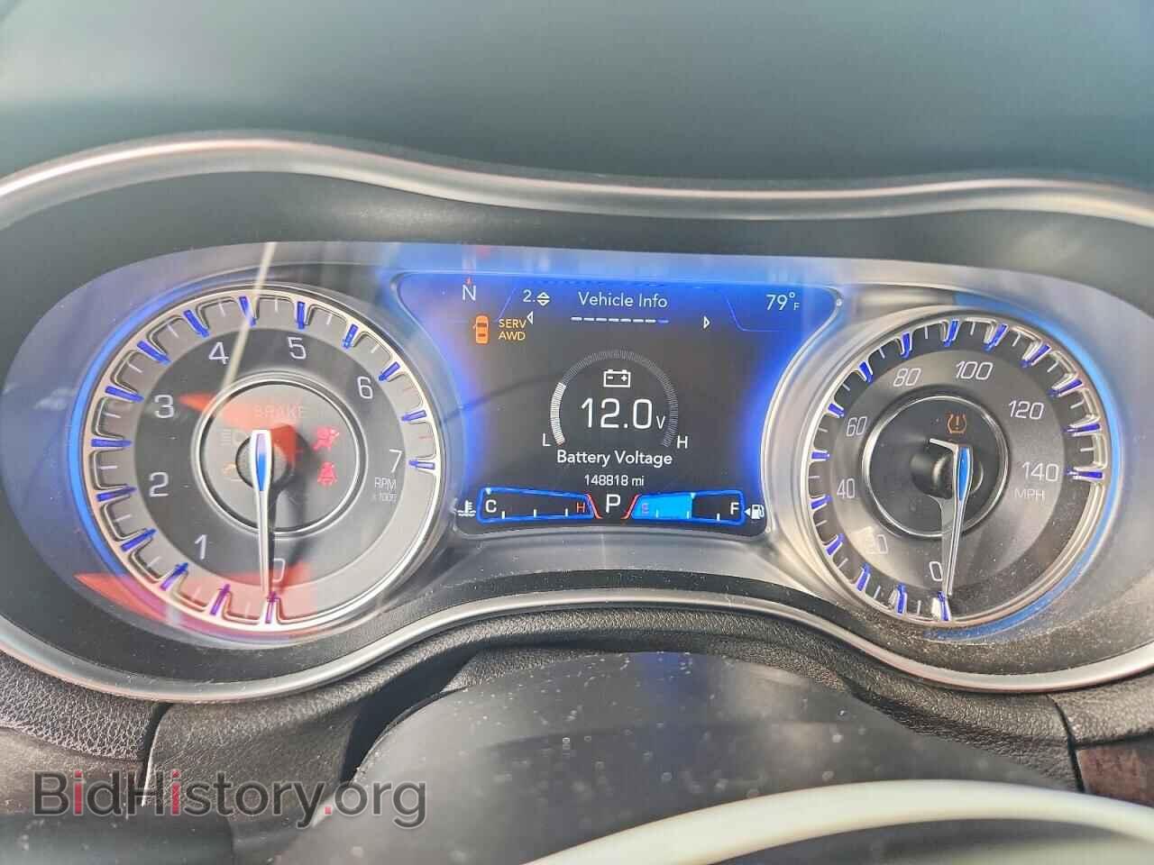 2019 CHRYSLER 300 - VIN: 2C3CCAKG9KH690032 - Фото 9