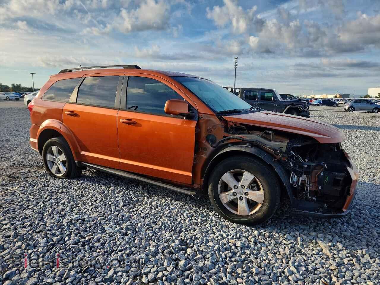 2011 DODGE JOURNEY - VIN: 3D4PH1FG6BT562494 - Фото 4