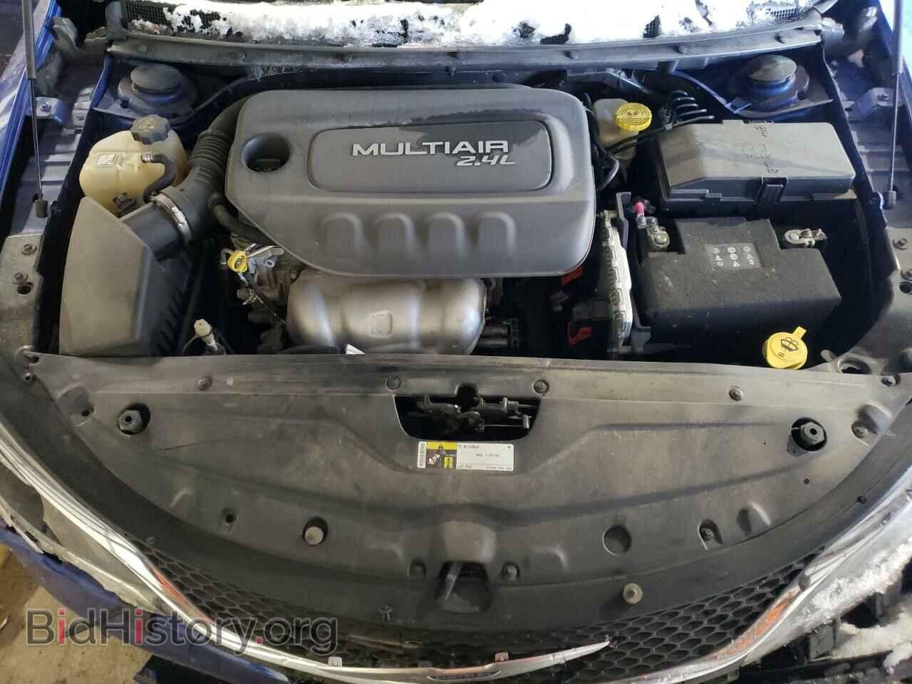 2016 CHRYSLER 200 - VIN: 1C3CCCAB6GN108775 - Фото 7