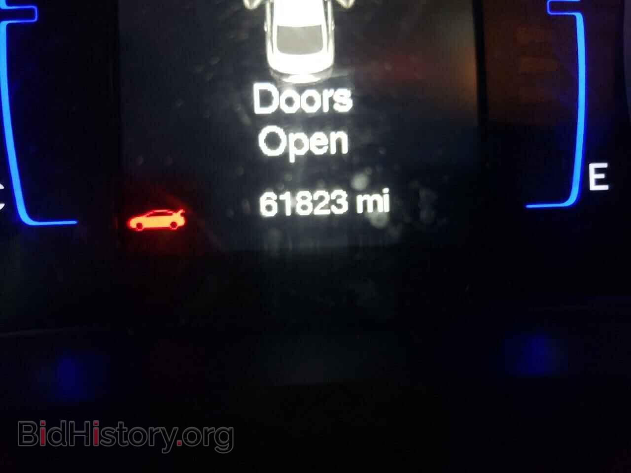 2016 CHRYSLER 200 - VIN: 1C3CCCAB6GN108775 - Фото 8