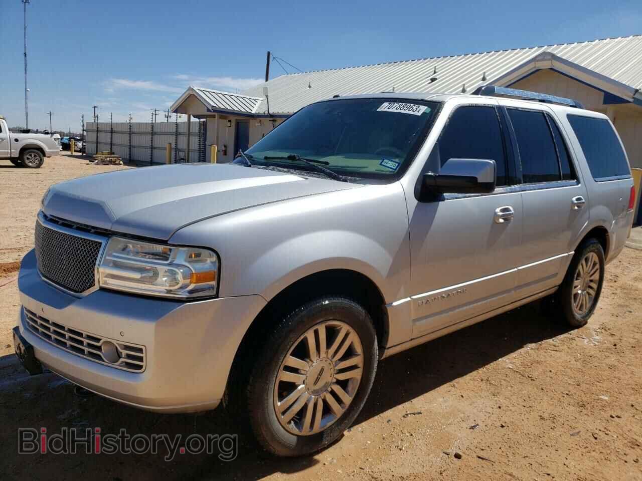 Photo 5LMJJ2H5XDEL05021 - LINCOLN NAVIGATOR 2013
