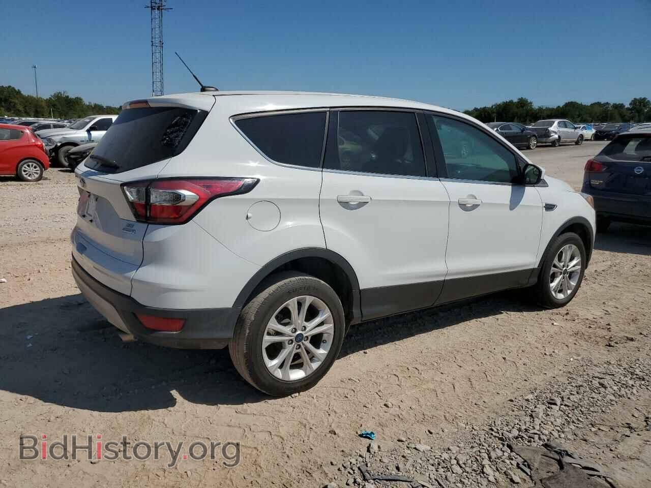 2017 FORD ESCAPE - VIN: 1FMCU0GD9HUB88740 - Фото 3