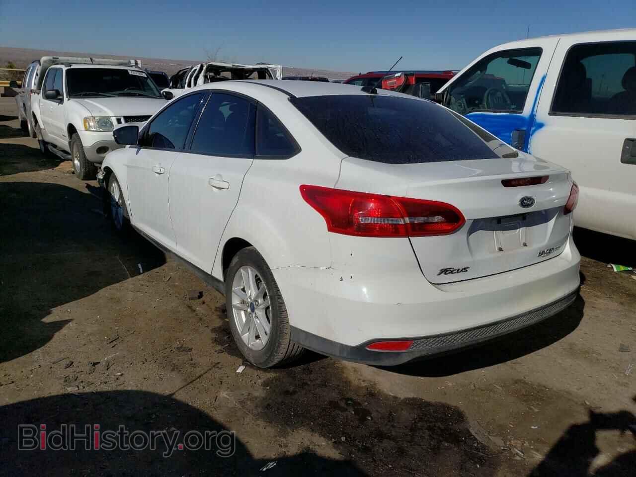 2018 FORD FOCUS - VIN: 1FADP3F2XJL295167 - Photo 2